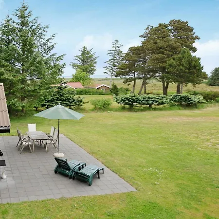 Two-bedroom Holiday In 3 Feriehus *