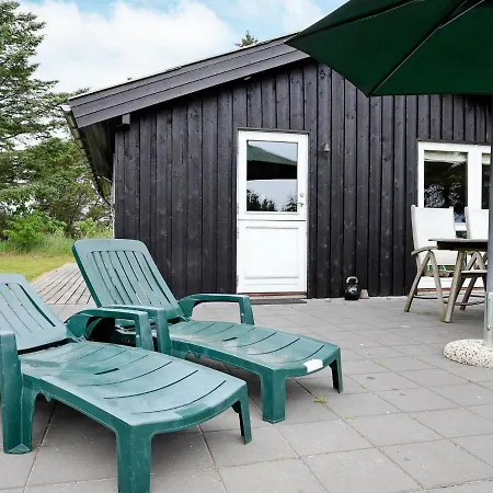 Two-bedroom Holiday In 3 * Hirtshals